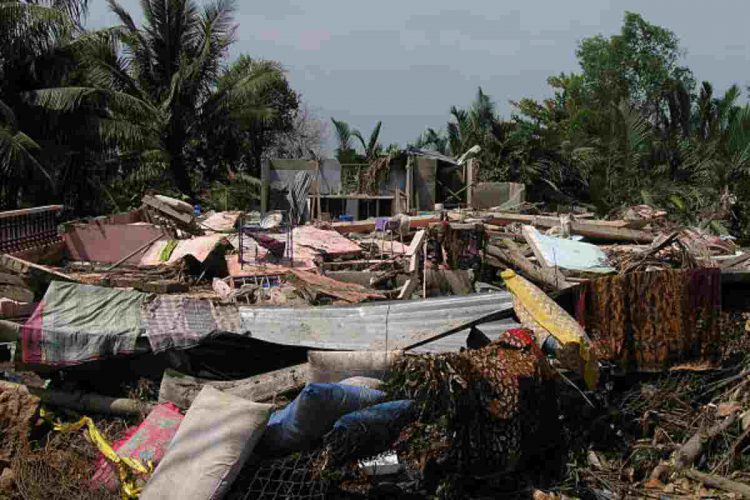 Sfollati in Myanmar per il terremoto
