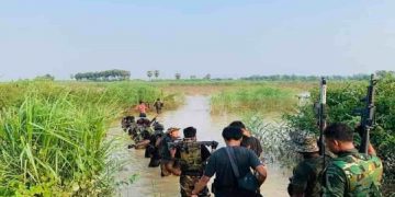 Soldati dell'esercito del Myanmar