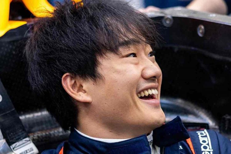 Tsunoda al debutto in Red Bull