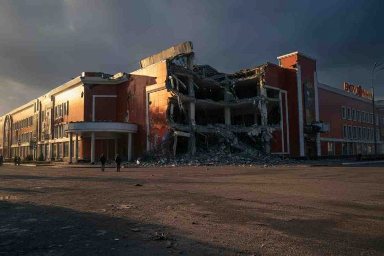 Un centro commerciale di Mosca distrutto dalle esplosioni