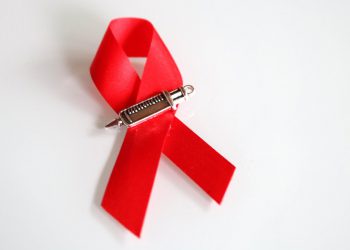 Un fiocco che rappresenta gli sforzi per la ricerca di un vaccino contro l'HIV