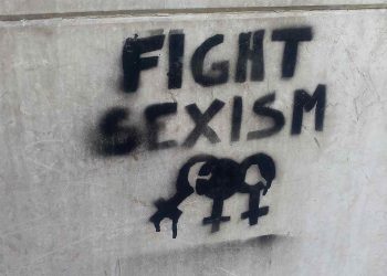 Un graffito contro il sessismo