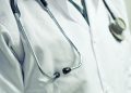 Un medico