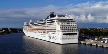 Una nave da crociera della compagnia e del gruppo di Msc Crociere