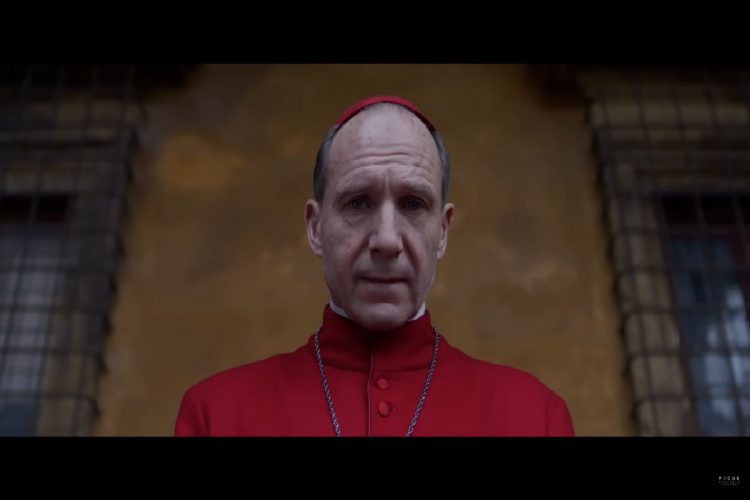 Una scena tratta dal trailer del film Conclave