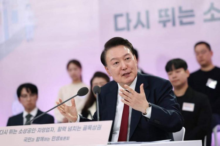 L'ex presidente della Corea del Sud, Yoon Suk-yeol