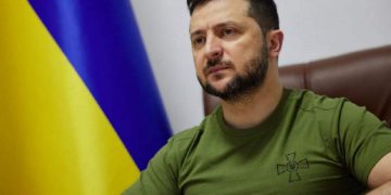 Zelensky chiede aiuto a USA e UE