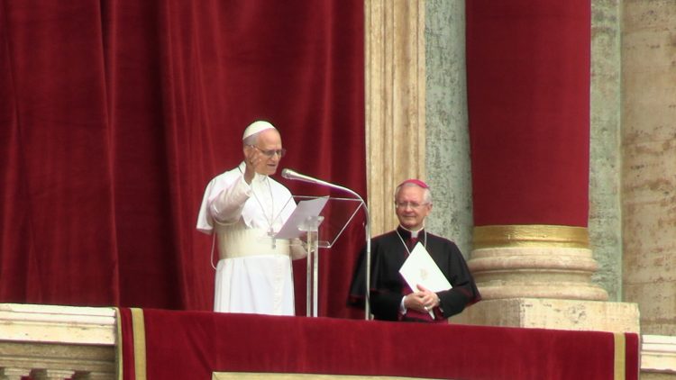 Papa Leone XIV lancia un appello per la pace rivolto a tutti i grandi del mondo: "Mai più la guerra!"