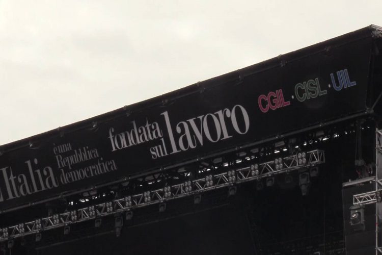 Delle scritte legate al primo maggio