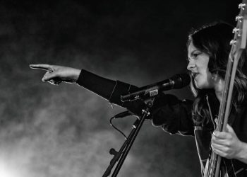 Francesca Michielin durante un concerto