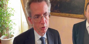Il sindaco di Napoli Gaetano Manfredi