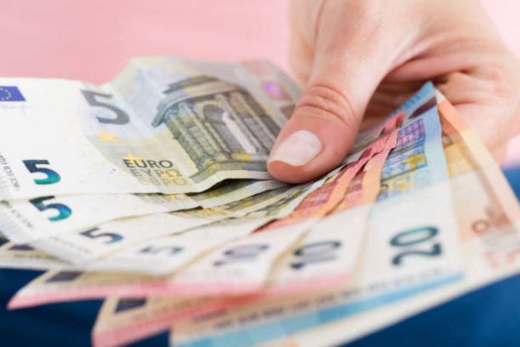 Gli stipendi in Italia sono tra i più bassi in Europa