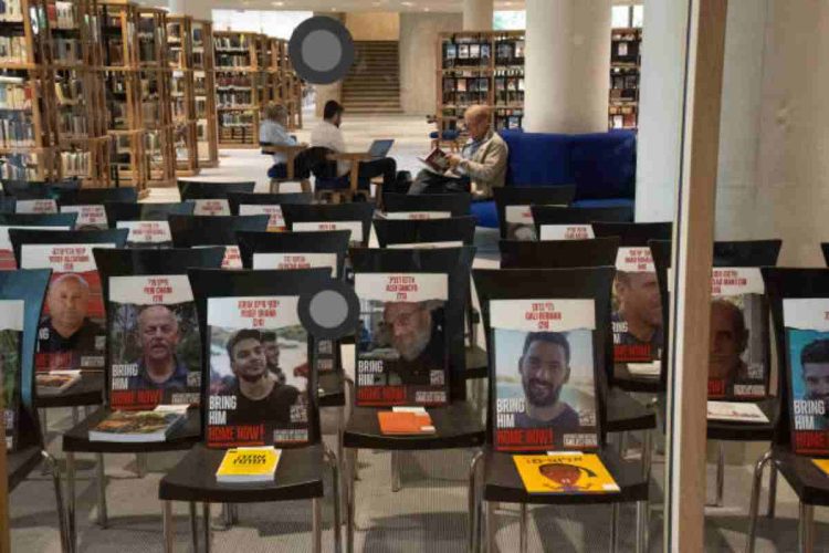 Hamas chiede negoziati seri per il rilascio degli ostaggi