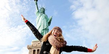 I turisti dei Paesi più colpiti dai dazi evitano di viaggiare negli USA