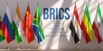 Il Cremlino annuncia che i Paesi BRICS sostengono i negoziati diretti tra Russia e Ucraina