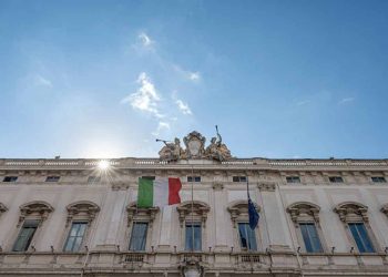 Il divieto di terzo mandato è vincolante da subito