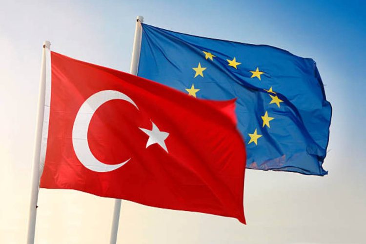 La Turchia respinge la relazione dell'UE