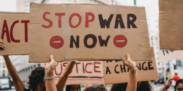 Una manifestazione contro il ReArm Europe