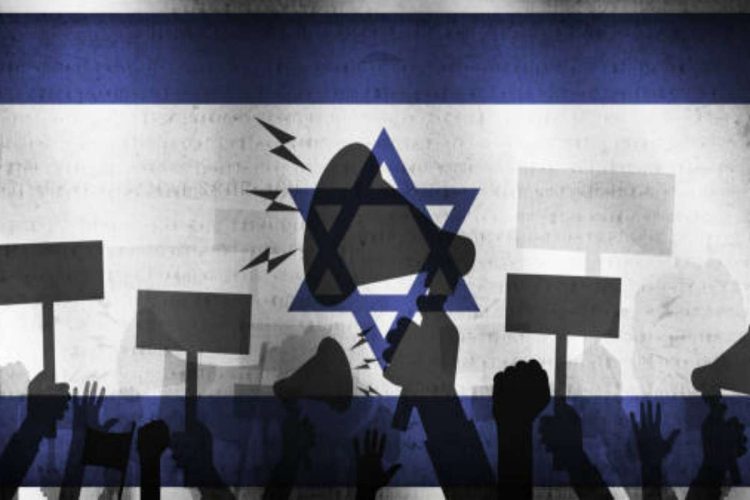 Manifestazioni in Israele contro l'obbligo di leva