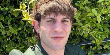 Esce il nuovo album di Rkomi