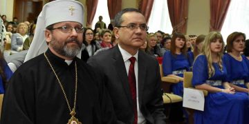 Sviatoslav Shevchuk (a sinistra)