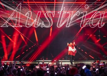 JJ sul palco dell'Eurovision 2025