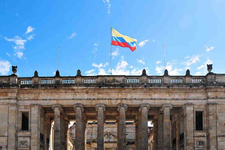 Terremoto politico in Colombia