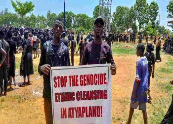 Una manifestazione contro il genocidio