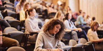 Iscrizioni alla facoltà di Medicina senza numero chiuso