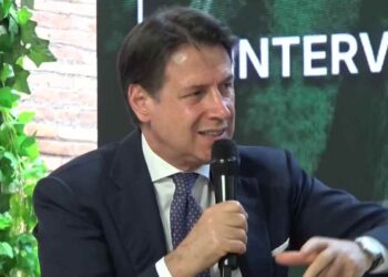 Conte vuole abbassare il quorum del referendum