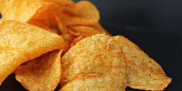 Le patatine fanno parte dell'elenco dei cibi ultra-processati