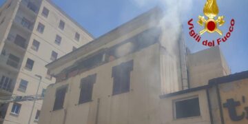 Esplosione in una mansarda al secondo piano di una palazzina a Sassari