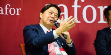 Il segretario di Gabinetto Hayashi Yoshimasa