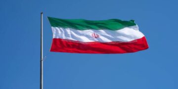 I Pasdaran chiedono l'evacuazione di Tel Aviv