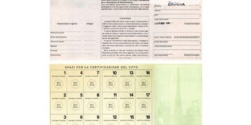 Il facsimile di una tessera elettorale italiana