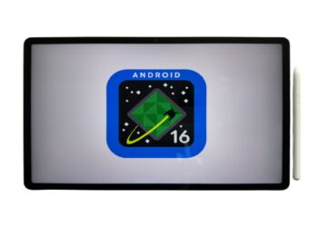 Il logo di Android 16