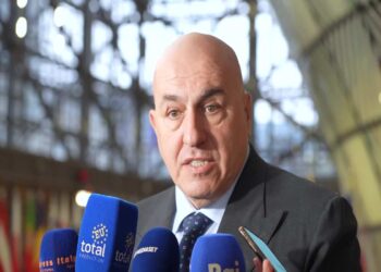 Il ministro Crosetto