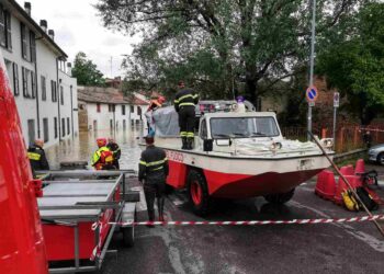 Inondazione_VigiliDelFuoco@alanews.it