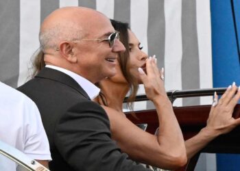 Jeff Bezos e Lauren Sanchez