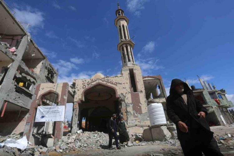 La distruzione causata dagli attacchi israeliani a Gaza