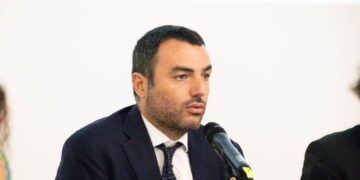 L'assessore Alessandro Delli Noci