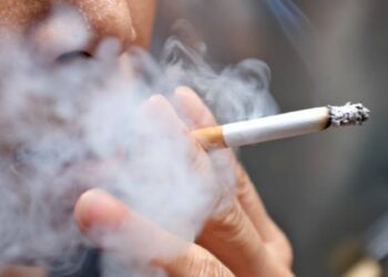 Lotta dell'OMS contro il fumo