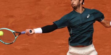 Musetti si ritira contro Alcaraz al Roland Garros