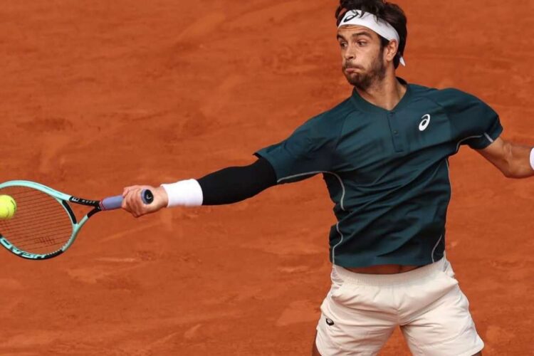 Musetti si ritira contro Alcaraz al Roland Garros
