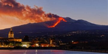 Nuova fase eruttiva dell'Etna