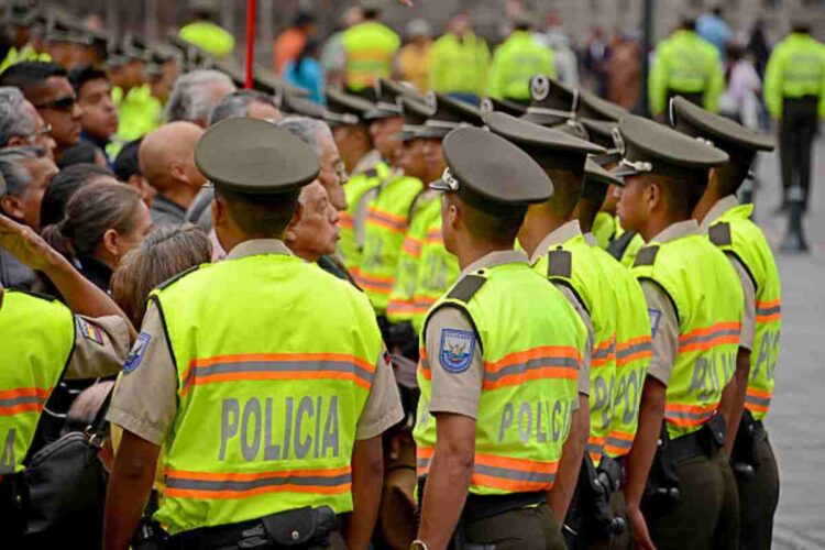 Nuova legge per la guerra ai narcos in Ecuador