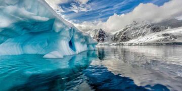 Scoperto un segnale radio sotto i ghiacci dell'Antartide