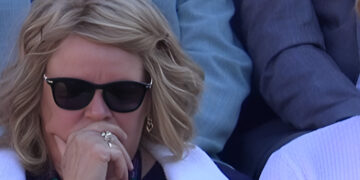 Finale Roland Garros 2025: Siglinde, chi è la mamma di Jannik Sinner?