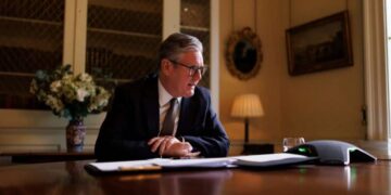 Starmer sui migranti in Gran Bretagna