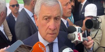 Tajani smentisce le voci sugli italiani deportati a Guantanamo